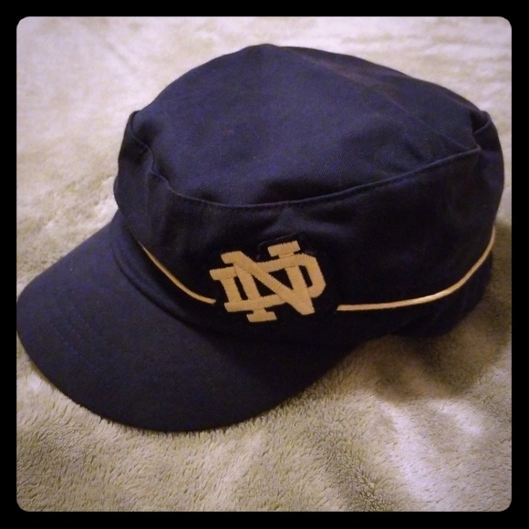 nd football hats